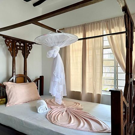 Mlango Paje House II Bed & Breakfast Exterior photo