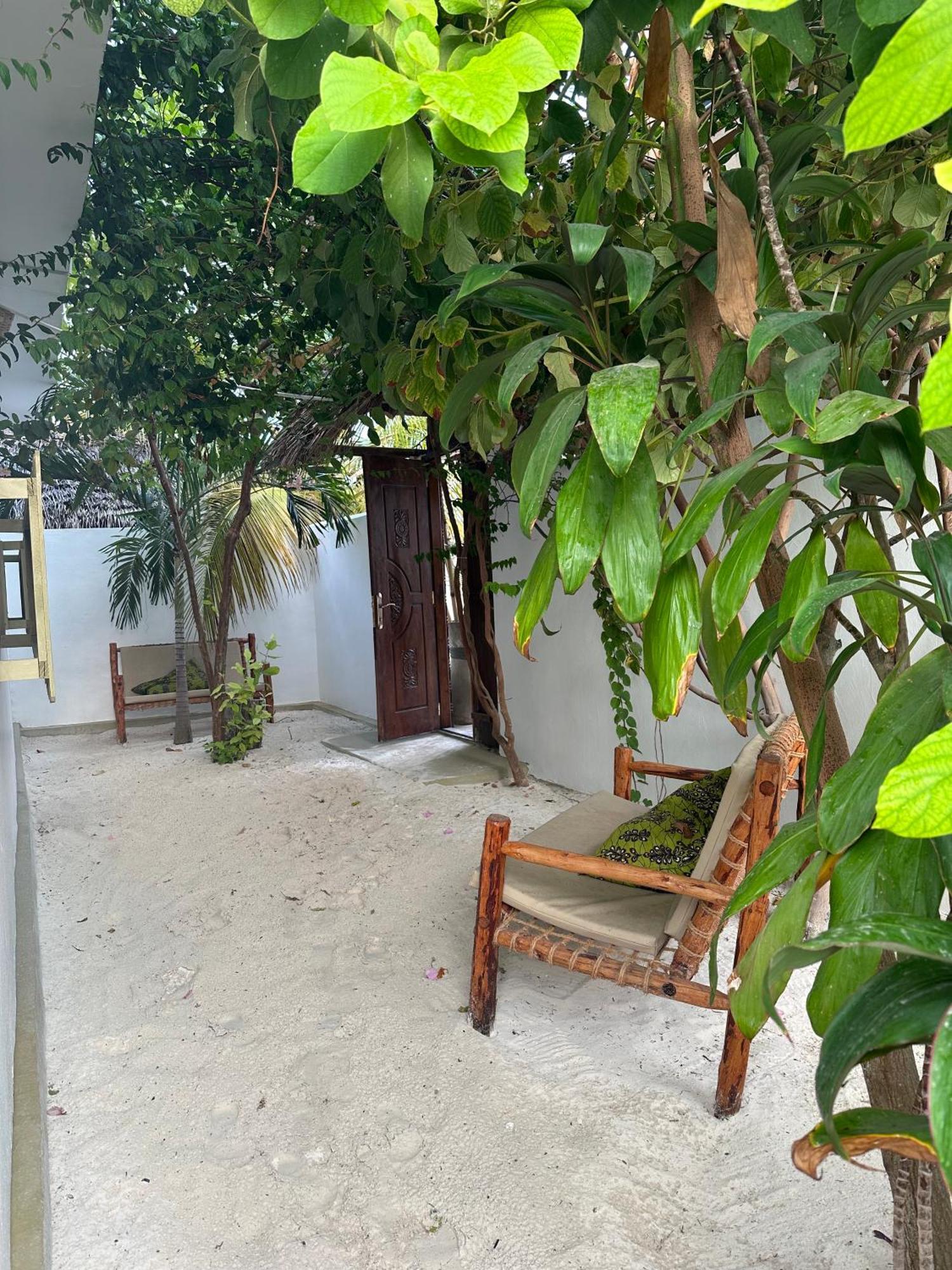 Mlango Paje House II Bed & Breakfast Exterior photo