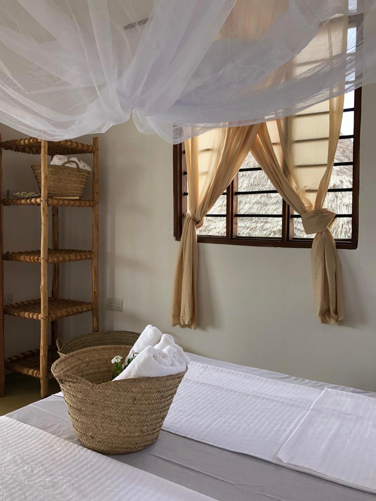 Mlango Paje House II Bed & Breakfast Exterior photo